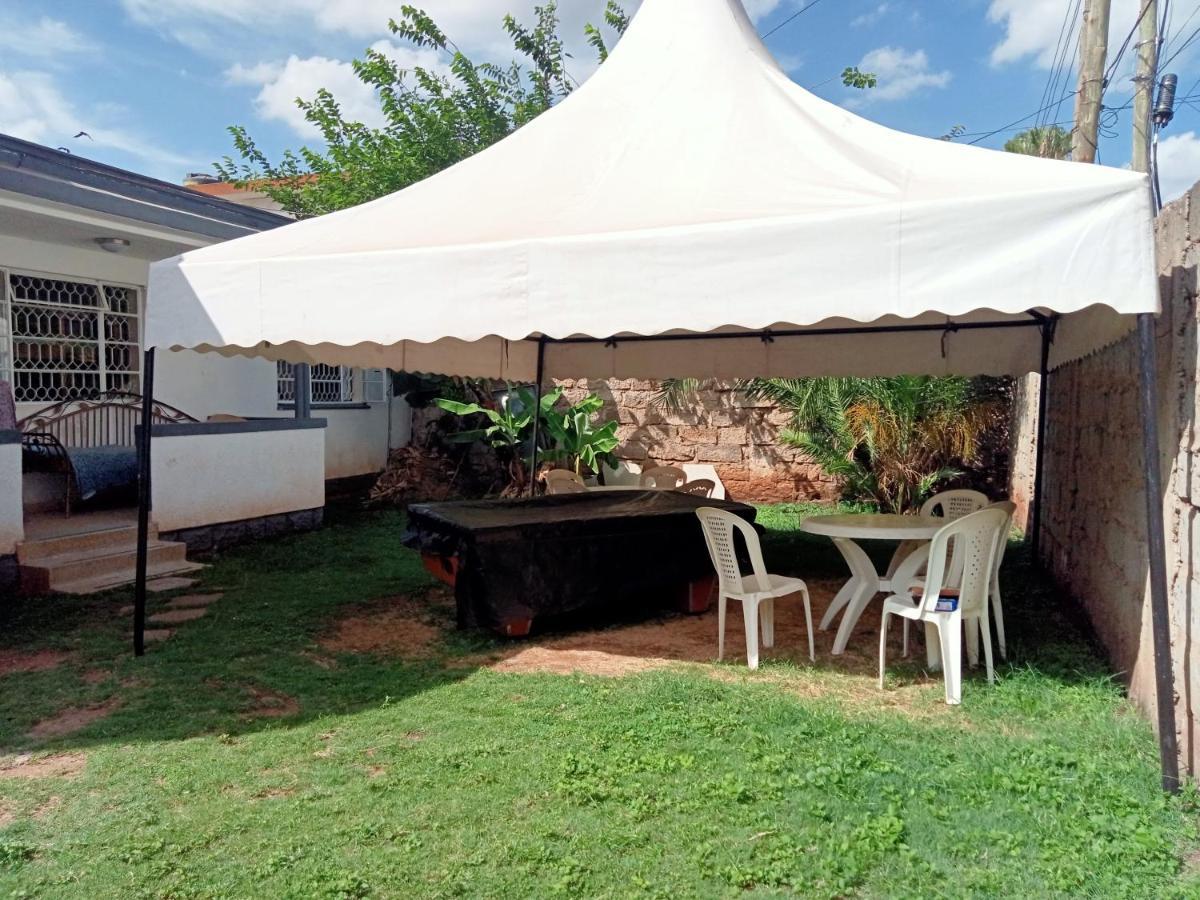 Pinkroses Gardens Hostel Nairobi Extérieur photo