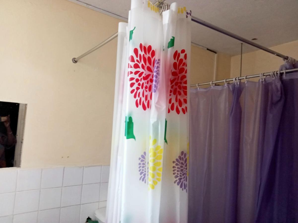 Pinkroses Gardens Hostel Nairobi Extérieur photo